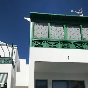 https://portonovo-relax-puerto-del-carmen-puerto-del-carmen-lanzarote.puertodelcarmen-hotels.org